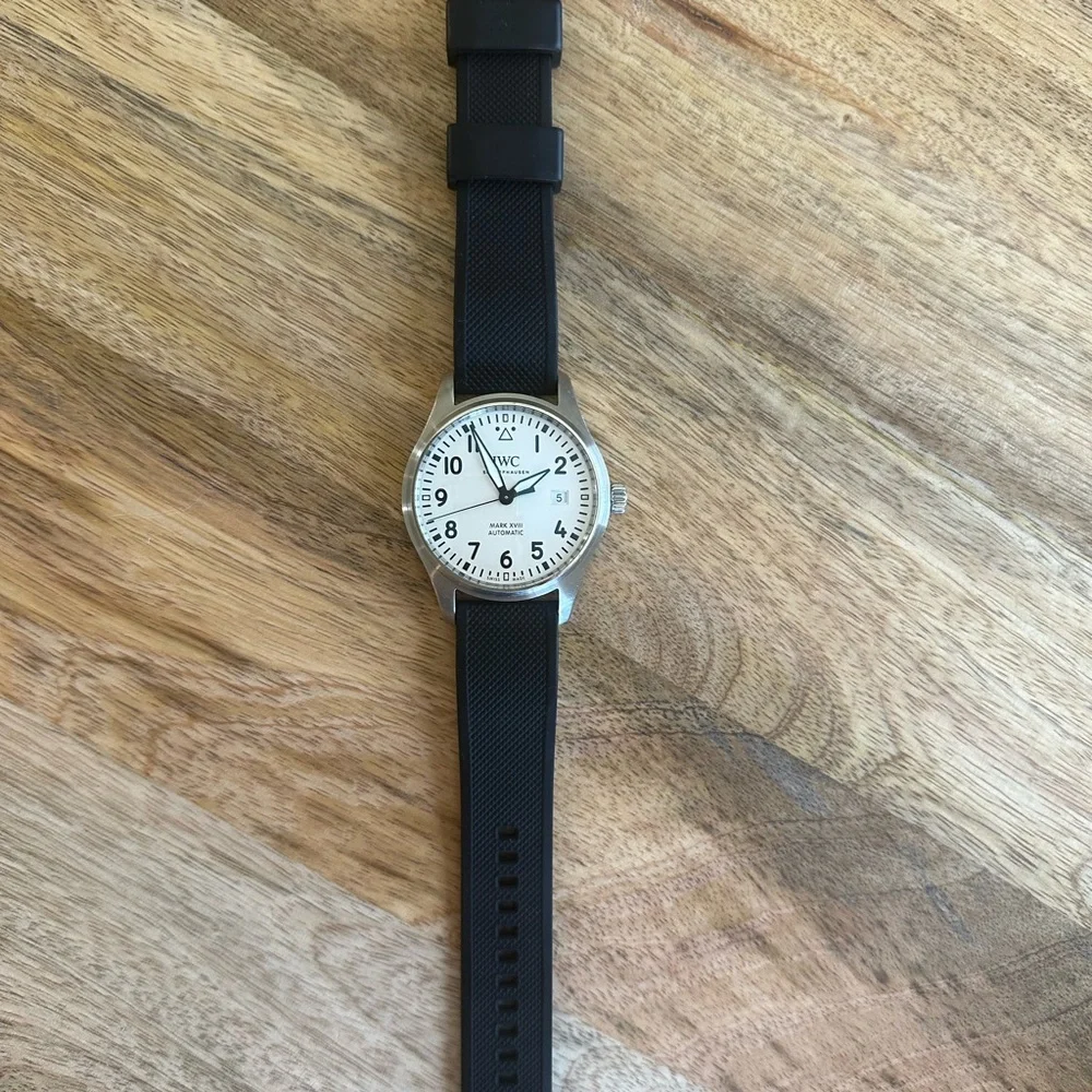 Authentic IWC Pilot Mark XVIII - Picture 3 of 10